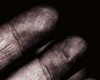 نقاشی های باورنکردنی فقط با نوک انگشت!