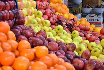 دلایل افزایش قیمت میوه پس از ورود به میدان مرکزی میوه و تره‌بار/ کارگر میدان میوه روزانه یک میلیون درآمد دارد