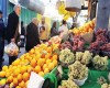 گرانی‌ها در میدان میوه تره‌بار همچنان ادامه دارد/ناظران اصناف با عمده فروشان میوه از خجالت هم درآمدند