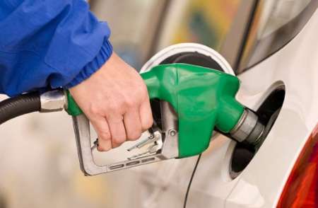 آزادسازی قیمت بنزین از ویژه خواری ها جلوگیری خواهد کرد