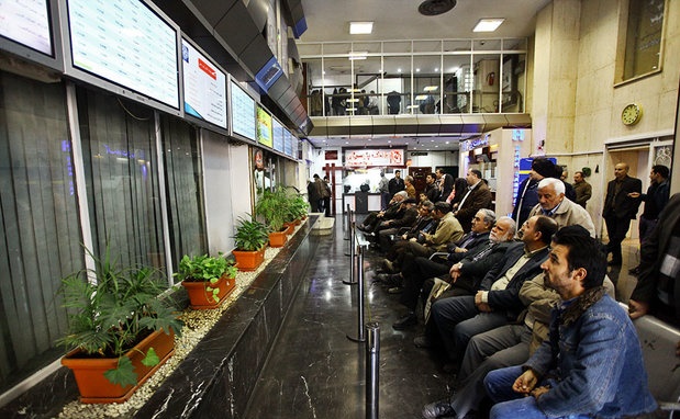 واکنش سرد بازار سرمایه به تغییر نرخ سود/وقت استراحت بورسی‌ها رسید