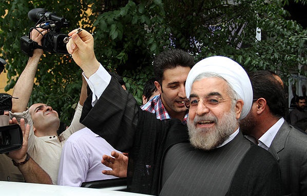 واکنش آماری به گزارش دولت/روحانی آدرس۱.۱میلیون اشتغالزایی را بدهد