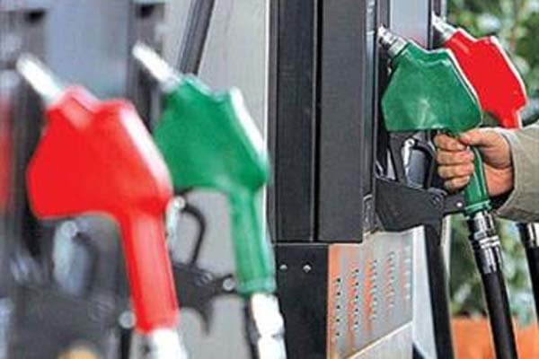 ساختن جایگاه پمپ بنزین در ایران ممنوع شد