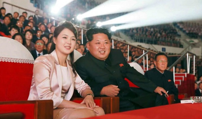 همسر رهبر کره‌ شمالی پیدا شد! + عکس
