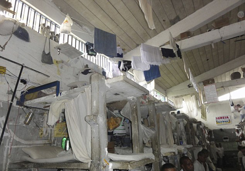 وضعیت اسفناک زندان ریودوژانیرو+عکس