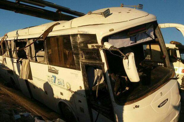 واژگونی مرگبار اتوبوس با 21 مصدوم و یک کشته+عکس