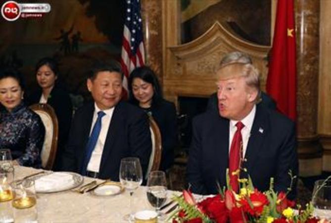 پوشش جالب همسر رئیس جمهور چین در دیدار با ترامپ+ عکس
