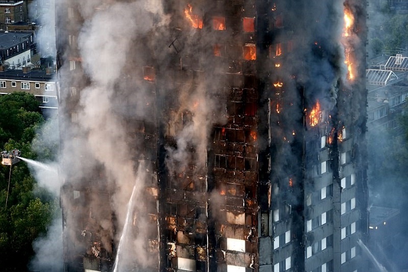 عکس: آتش سوزی مهیب برج گرانفل لندن