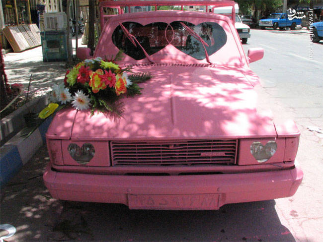 ماشین عروس صورتی خاص!+عکس