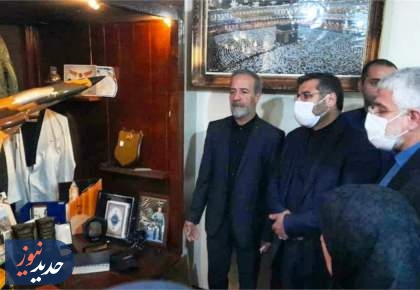 ادای احترام وزیر فرهنگ به شهید هنرمند دهه هفتادی