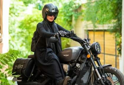 حکم شرعی موتورسواری بانوان در سطح شهر