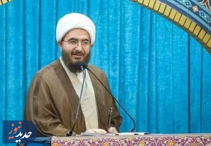 نماز جمعه، بارش رحمت و کرامت الهی بر جامعه مؤمنان است