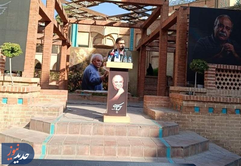 وداع هنرمندان با پیکر محمد کاسبی در حوزه هنری