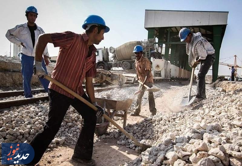 دستمزد کارگران در سال 1405 زیر سایه اقتصاد لرزان دستمزد کارگران در سال 1405 زیر سایه اقتصاد لرزان