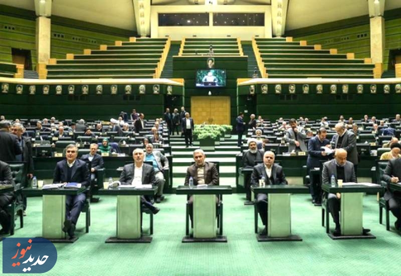 ماجرای پَرش دلار از ۳ زاویه متفاوت