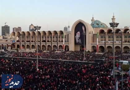 ملت داغ‌دیده نماز را بر پیکر امام شهید اقامه کردند